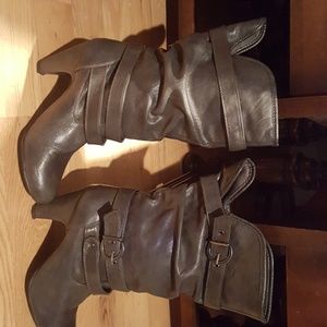 Grey White Mountain thigh high boots